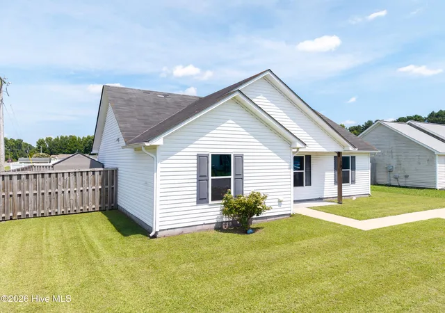 3rd image of 143 Sutton Dr, Elizabeth City, NC 27909 | MLS# 100588597