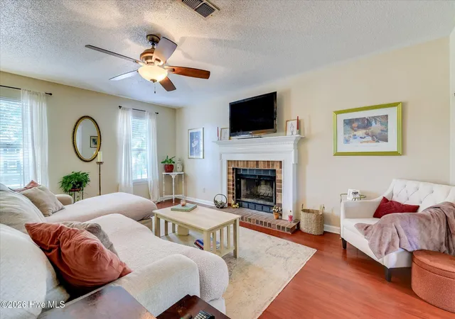 Photo 4 of Single family home for sale at 1 Northwood Ct, North Augusta, SC 29841 | MLS# 100587880 | Listing updated on 2026-08-19