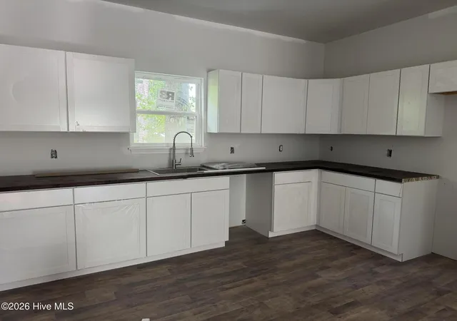 Homes for sale in Midway Park, NC | 231 Barbara Ave, Midway Park, NC 28544 | MLS# 100573500