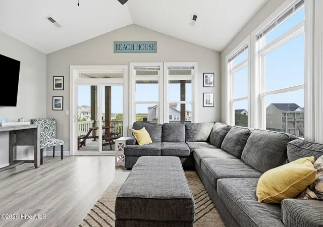 4th image of 124 Sea Gull Ln, North Topsail Beach, NC 28460 | MLS# 100583871