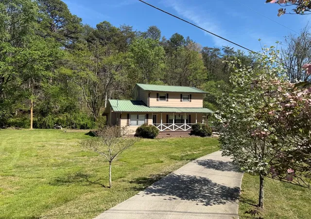 Photo 1 of Single family home for sale at 282 Myers Branch, Murphy, NC 28906 | MLS# 98524305 | Listing updated on 2026-09-15