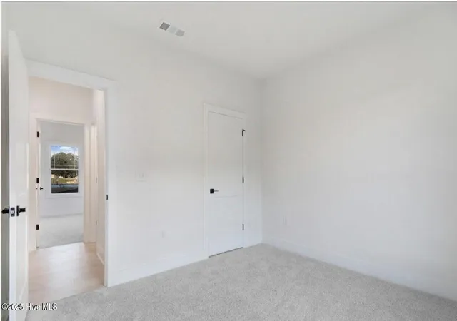 Photo 3 of Single family home for sale at 822 Hidden Brg Dr, Jacksonville, NC 28546 | MLS# 100584355 | Listing updated on 2026-08-31