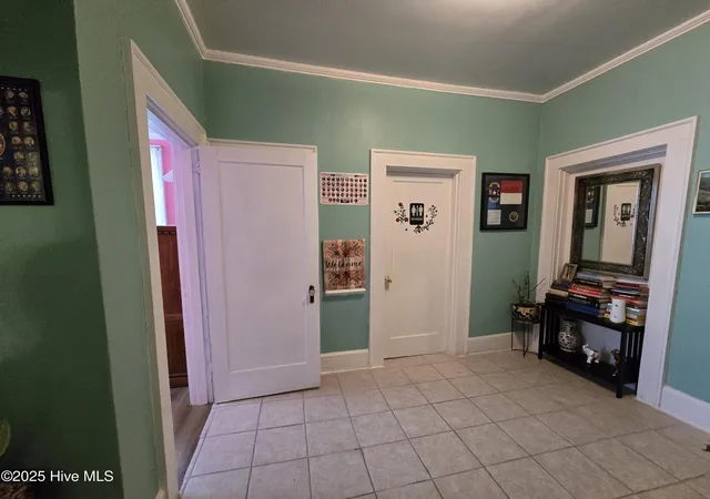 Photo 3 of Single family home for sale at 1014 N Independence St, Kinston, NC 28501 | MLS# 100541789 | Listing updated on 2026-09-21