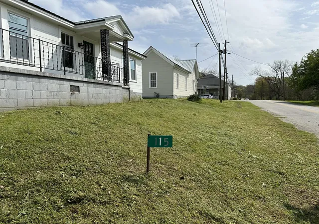 Homes for sale in Crawfordville, GA | 115 Moore St, Crawfordville, GA 30631 | MLS# 98030571