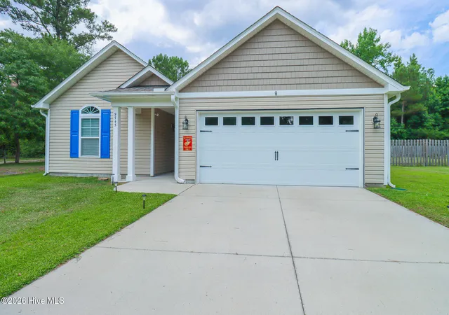 Photo 1 of Single family home for sale at 9745 Wayne St Ne, Leland, NC 28451 | MLS# 100586338 | Listing updated on 2026-10-05