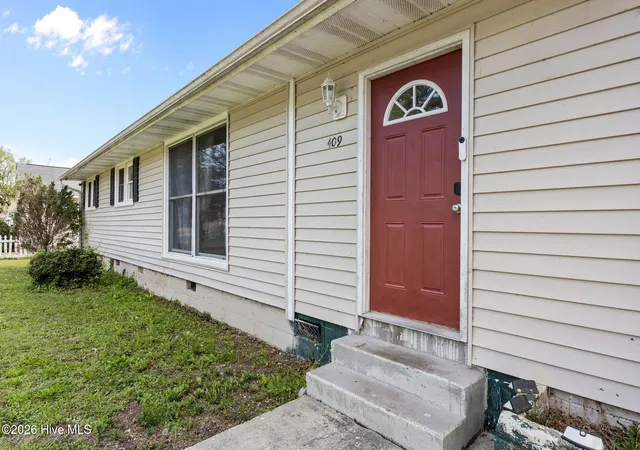 3rd image of 409 Jarman St, Jacksonville, NC 28540 | MLS# 100563356