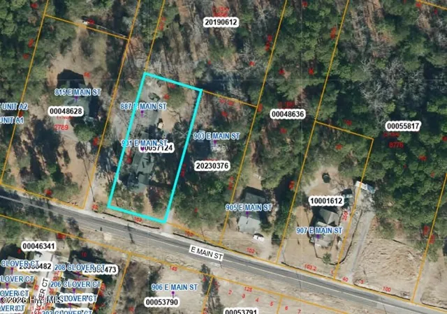 Photo 4 of Single family home for sale at 901 E Main St, Aberdeen, NC 28315 | MLS# 100564042 | Listing updated on 2026-09-01