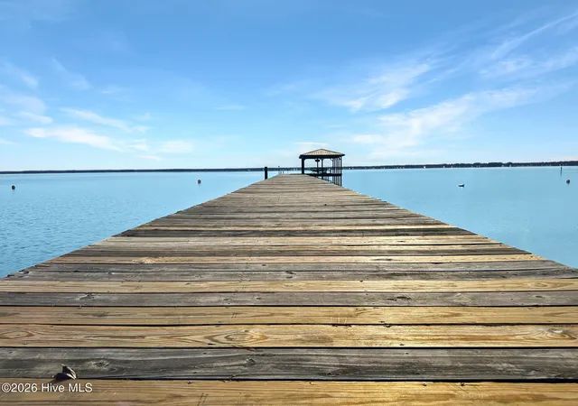 Homes for sale in Lake Waccamaw, NC | 104 Live Oak Cir, Lake Waccamaw, NC 28450 | MLS# 100570636