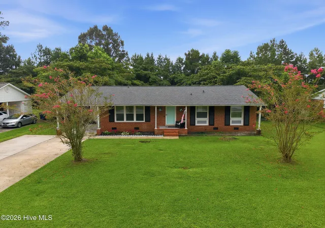 Single family home for sale at 106 Stratford Rd, Havelock, NC 28532 | MLS# 100599604