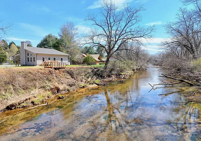 Homes for sale in Hayesville, NC | 195 Rivers Edge Dr, Hayesville, NC 28904 | MLS# 98544553