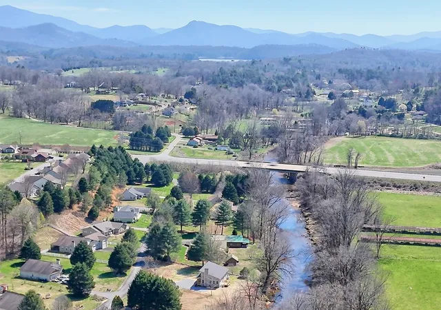 Homes for sale in Hayesville, NC | 195 Rivers Edge Dr, Hayesville, NC 28904 | MLS# 98544553