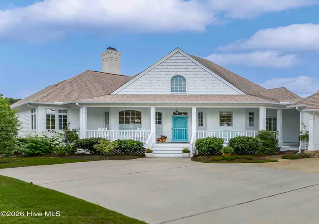 Photo 1 of Single family home for sale at 332 Magnolia Cir, Southern Pines, NC 28387 | MLS# 100562973 | Listing updated on 2026-09-03