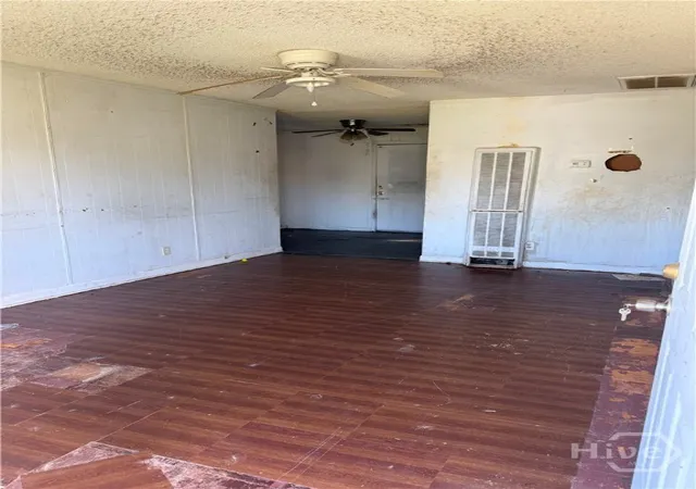 Photo 2 of Single family home for sale at 1510 Cloverdale Dr, Savannah, GA 31415 | MLS# SA359787 | Listing updated on 2026-10-09