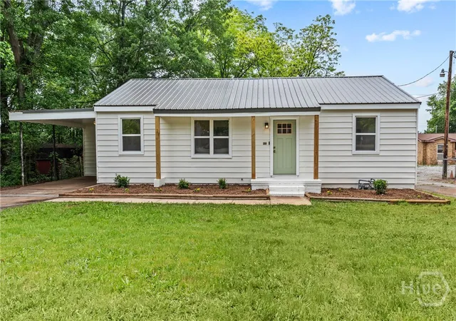 Homes for sale in Athens, GA | 492 Clover, Athens, GA 30606 | MLS# CL353987