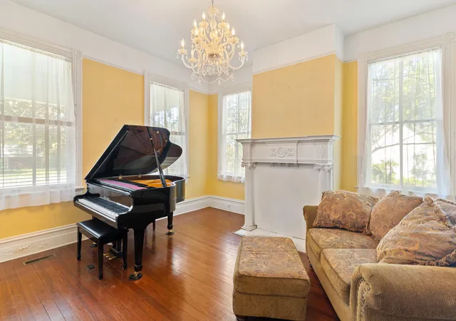 Homes for sale in Louisville, GA | 401 W Broad St, Louisville, GA 30434 | MLS# 98196930