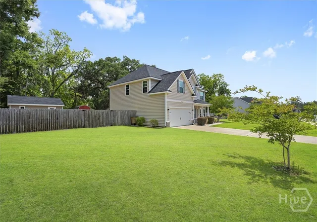 2nd image of 95 Flemington Oaks Dr, Hinesville, GA 31313 | MLS# SA355620