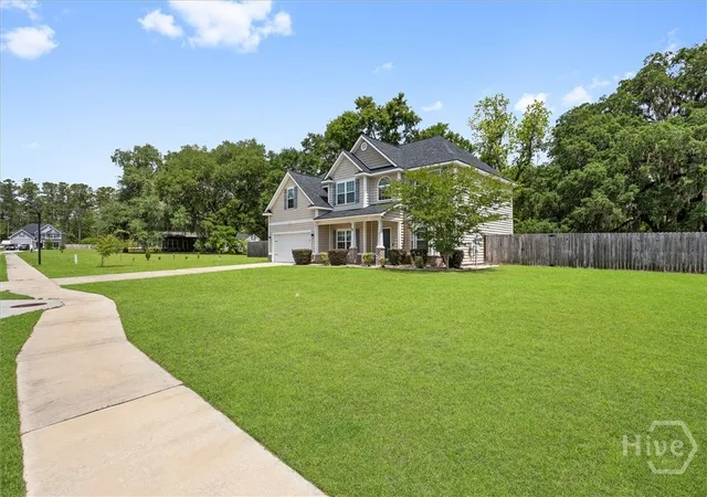Photo 3 of Single family home for sale at 95 Flemington Oaks Dr, Hinesville, GA 31313 | MLS# SA355620 | Listing updated on 2026-08-22