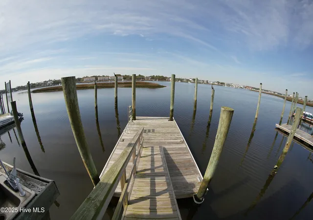 3rd image of 1111 Canal Dr, Carolina Beach, NC 28428 | MLS# 100562648