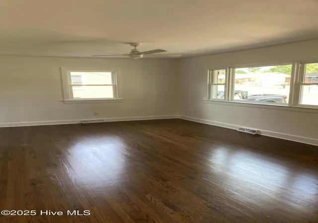 2nd image of 1709 Westwood Ave W, Wilson, NC 27893 | MLS# 100500459