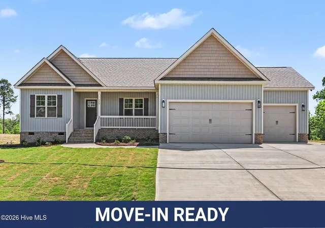 Homes for sale in Selma, NC | 126 Tee Dr, Selma, NC 27576 | MLS# 100565422