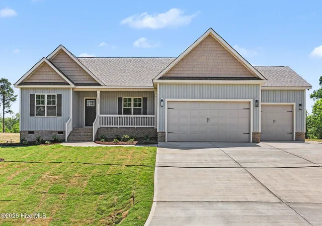 Homes for sale in Selma, NC | 126 Tee Dr, Selma, NC 27576 | MLS# 100565422