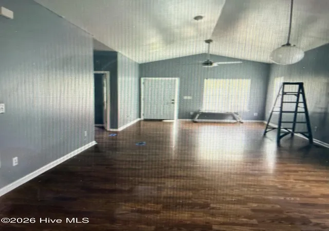 Photo 2 of Single family home for sale at 1014 Hanover St, Wilmington, NC 28401 | MLS# 100589174 | Listing updated on 2026-08-29