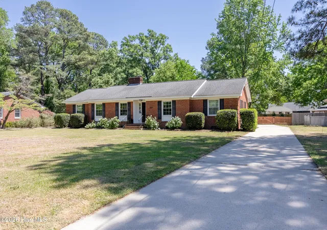 5th image of 224 S Hillcrest Dr, Goldsboro, NC 27534 | MLS# 100568279
