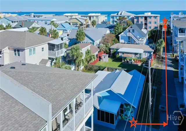 Homes for sale in Tybee Island, GA | 10 17th Pl, Tybee Island, GA 31328 | MLS# SA357566