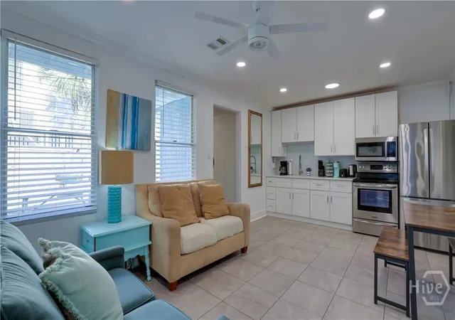 Homes for sale in Tybee Island, GA | 10 17Th Pl, Tybee Island, GA 31328 | MLS# SA357566