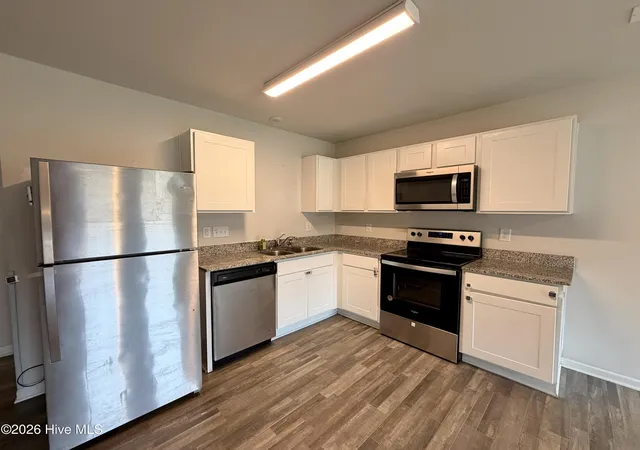 Photo 4 of Single family home for sale at 1105 Hope Farm Dr, Tarboro, NC 27886 | MLS# 100581605 | Listing updated on 2026-08-19