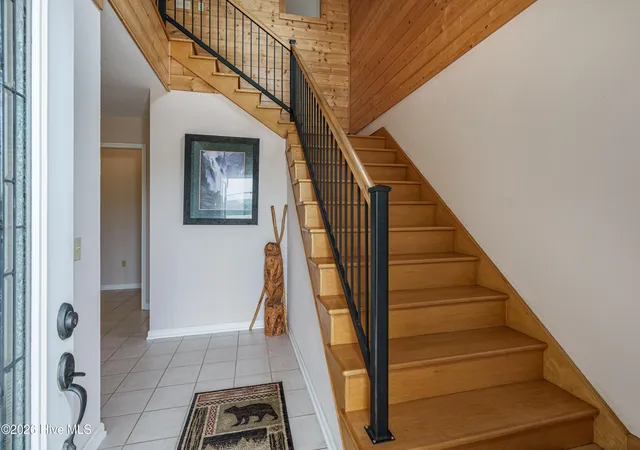 Photo 3 of Single family home for sale at 883 Village Rd, Murphy, NC 28906 | MLS# 100585863 | Listing updated on 2026-08-19