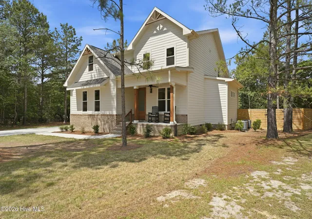 Photo 2 of Single family home for sale at 3 Sapphire Ct, Pinehurst, NC 28374 | MLS# 100586321 | Listing updated on 2026-08-19