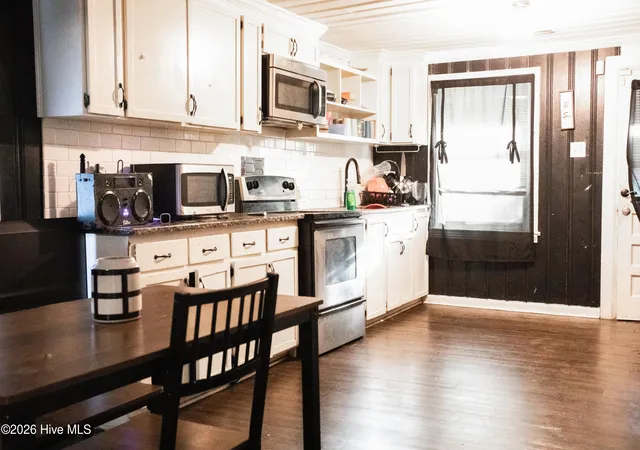 Photo 3 of Single family home for sale at 1715 Harrell St, Goldsboro, NC 27530 | MLS# 100567354 | Listing updated on 2026-09-19