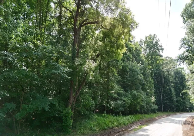 Homes for sale in Danielsville, GA | 893 Hickory Hills Rd, Danielsville, GA 30633 | MLS# CL358522