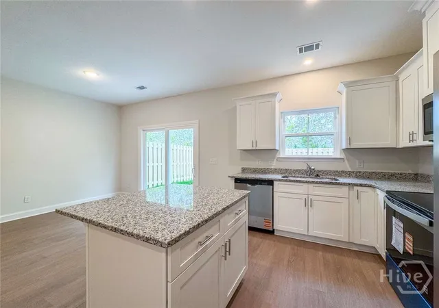3rd image of 107 Heirloom Rd, Hinesville, GA 31313 | MLS# SA350685