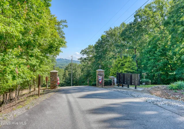 Photo 2 of Land for sale at Lot 31 Crested Eagle Ln, Murphy, NC 28906 | MLS# 100583270 | Listing updated on 2026-09-11
