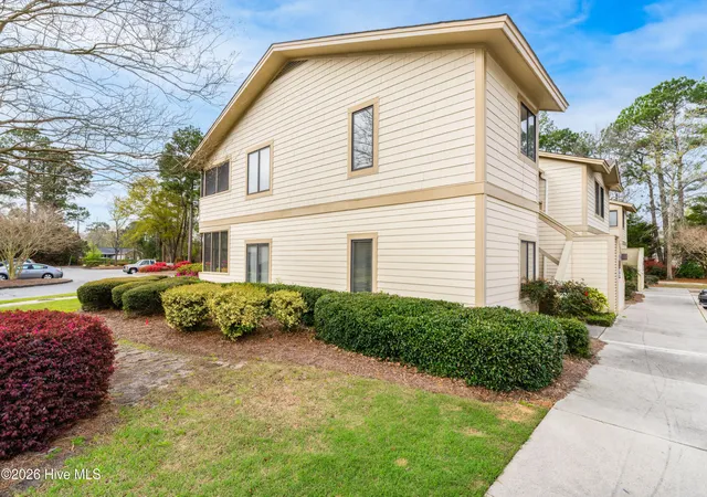 2nd image of 119 Longstreet Dr, Wilmington, NC 28412