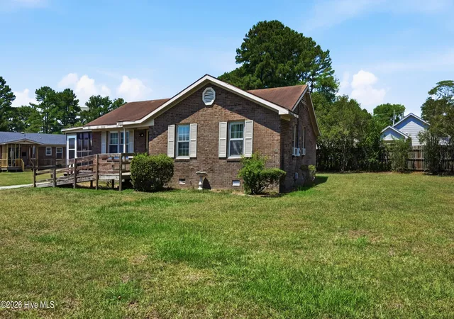 Homes for sale in Winterville, NC | 339 Ola Cir, Winterville, NC 28590 | MLS# 100588297