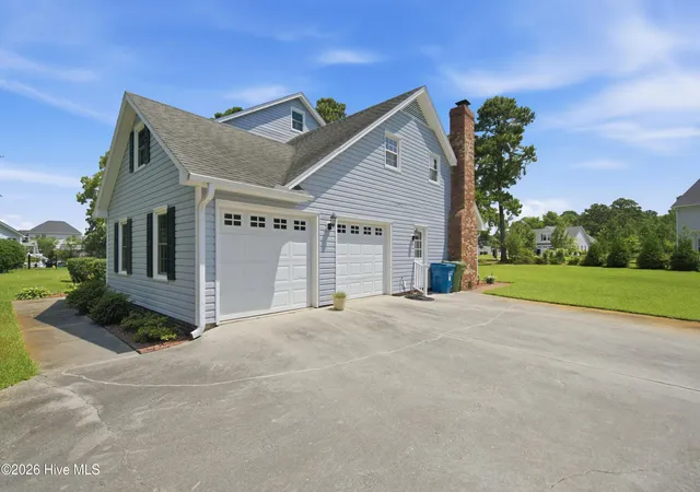 Photo 3 of Single family home for sale at 312 Lennox Pl, Wilmington, NC 28412 | MLS# 100582538 | Listing updated on 2026-09-18