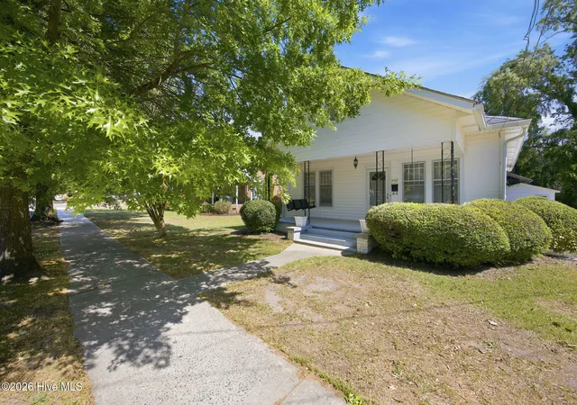 Homes for sale in Farmville, NC | 4162 E Church St, Farmville, NC 27828 | MLS# 100568780