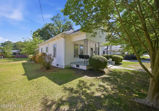 Homes for sale in Farmville, NC | 4162 E Church St, Farmville, NC 27828 | MLS# 100568780