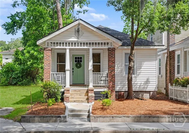 Homes for sale in Savannah, GA | 112 Goebel Ave, Savannah, GA 31404 | MLS# SA360400