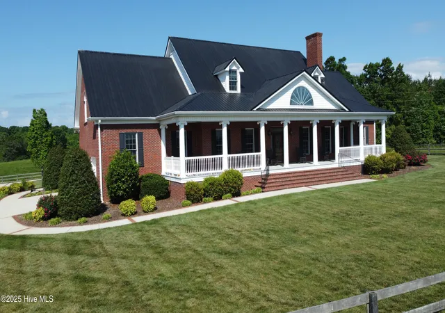 Photo 3 of Single family home for sale at 455 Hogan Farm Rd, Seagrove, NC 27341 | MLS# 100474290 | Listing updated on 2026-08-19