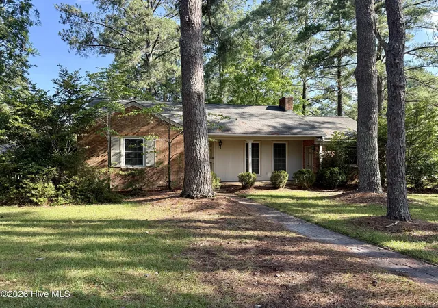 2nd image of 105 4th St, Robersonville, NC 27871 | MLS# 100586223