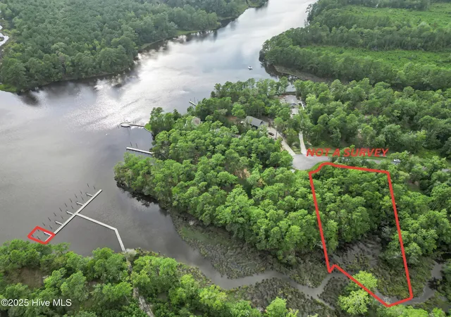 1st image of 123 Queen Annes Ct, Oriental, NC 28571 | MLS# 100530275