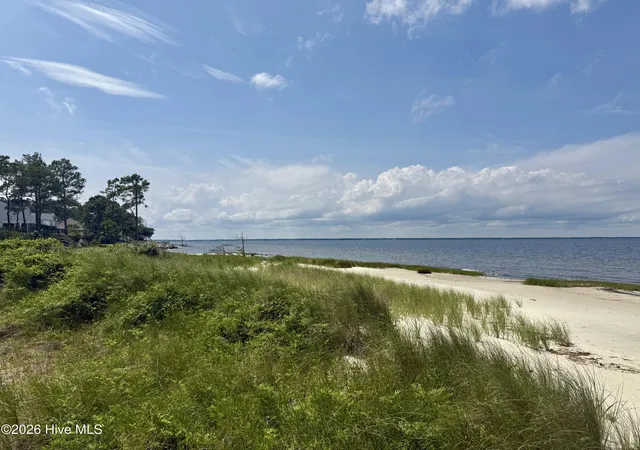 1st image of 558 Sandy Point Dr, Beaufort, NC 28516 | MLS# 100581493