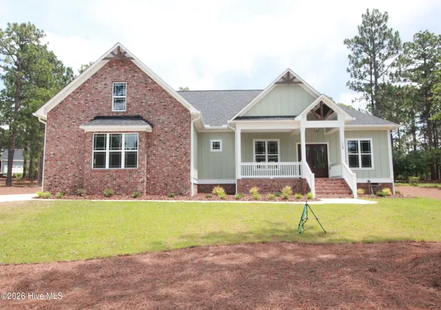 Homes for sale in Seven Lakes, NC | 110 Lawrence Overlook, Seven Lakes, NC 27376 | MLS# 100584160