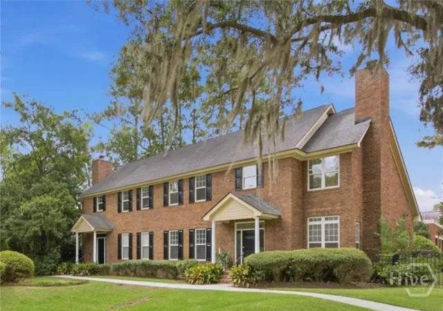 Photo 2 of Townhouse for sale at 6 Roundtree Cir, Savannah, GA 31405 | MLS# SA358396 | Listing updated on 2026-08-28