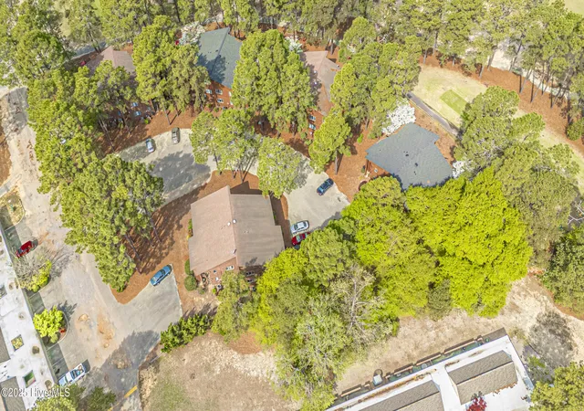Homes for sale in Southern Pines, NC | 504 Fairway Ct, Southern Pines, NC 28387 | MLS# 100588702
