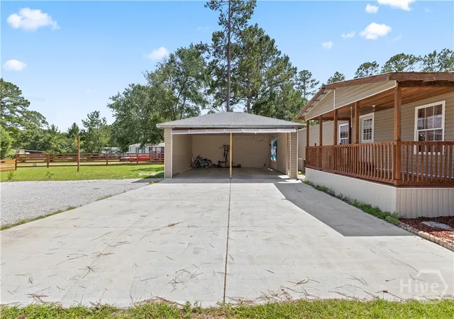 Homes for sale in Guyton, GA | 116 Shari Dr, Guyton, GA 31312 | MLS# SA357945